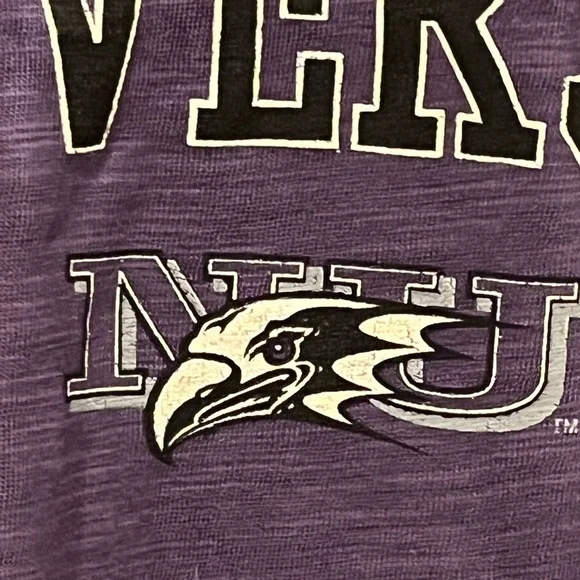 Niagara University short sleeve purple T-shirt.  NWT  Size L football - Picture 6 of 7